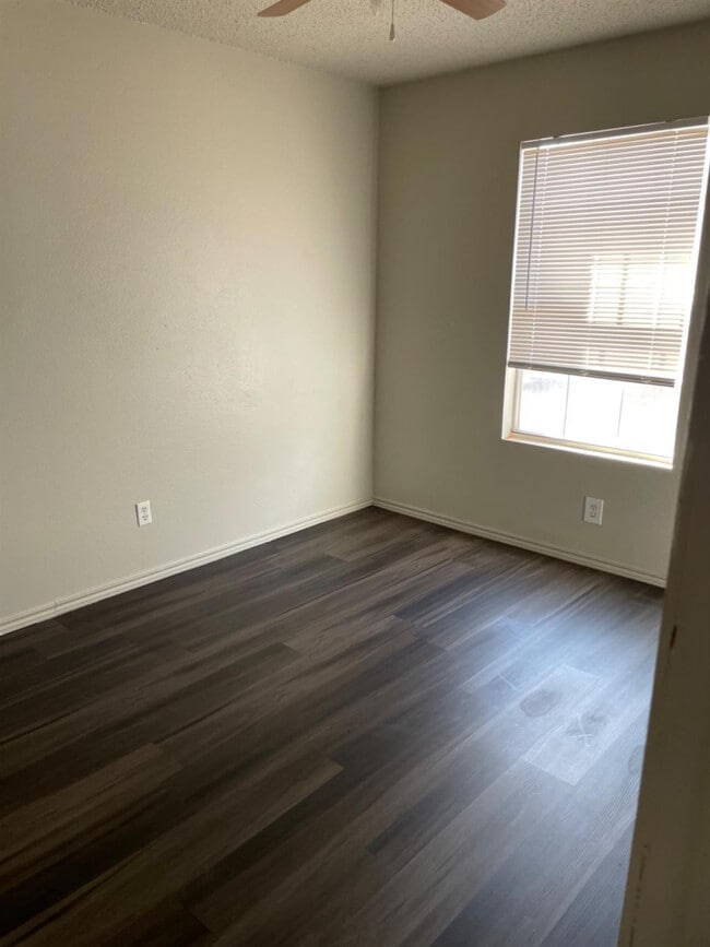 Building Photo - 1508 82nd St