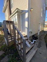 Building Photo - 2901 28th Ave S