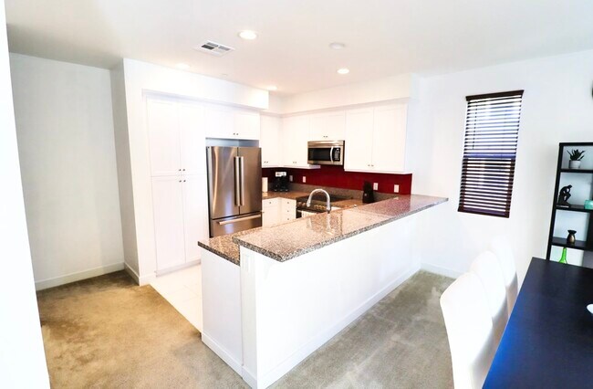 Building Photo - 1110 Makena Way