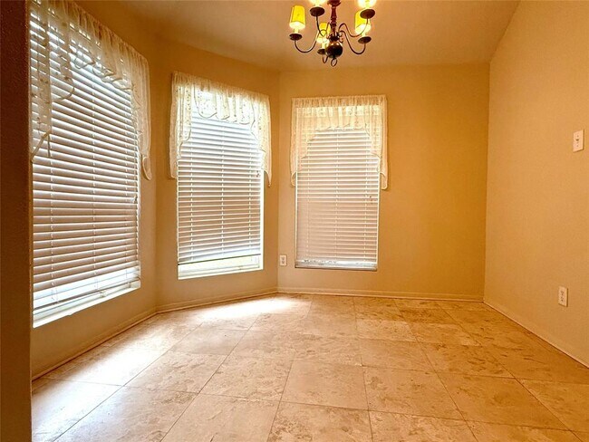 Building Photo - 5023 Natchez Ridge Ct