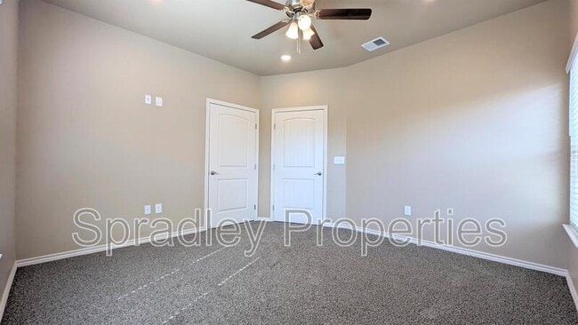 Building Photo - 1083A Hibiscus Dr