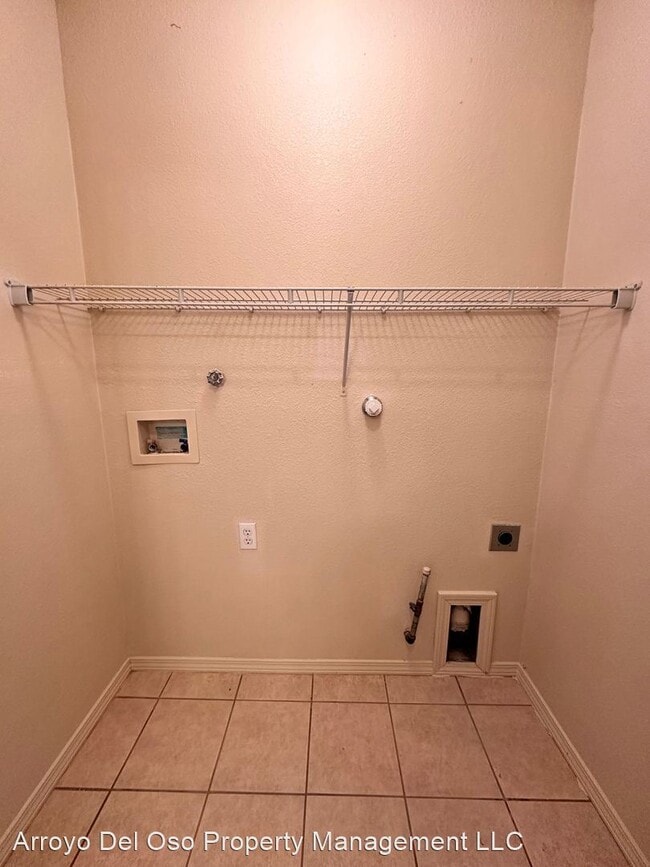 Building Photo - 3 br, 3 bath House - 790 Purple Aster Aven...