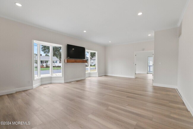 Building Photo - 1419 Joseph St