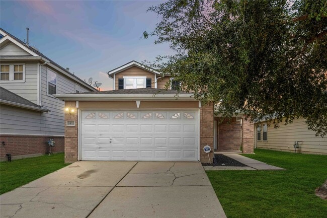 Primary Photo - 2623 Skyview Glen Ct