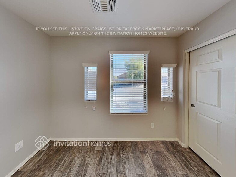 Building Photo - 41619 W Corvalis Ln
