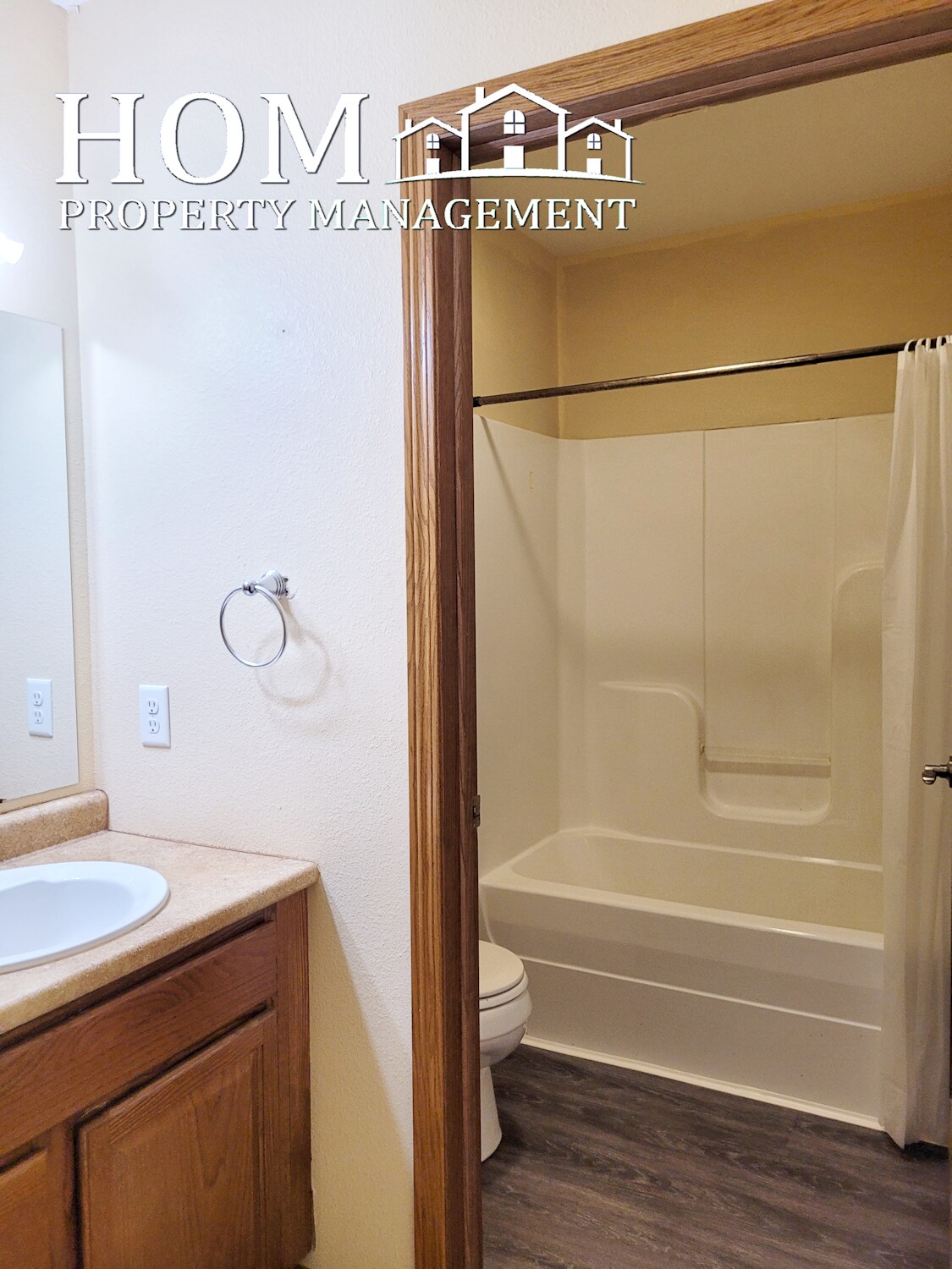 Building Photo - 251 Bunting Ln