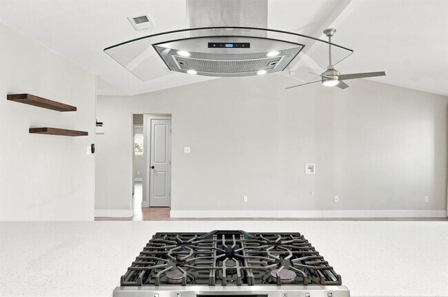 Building Photo - 12713 Rhea Ct