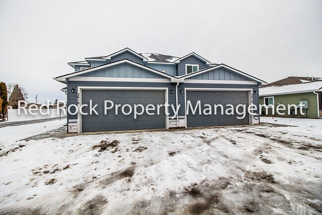 Building Photo - 2616 N Arties Ln