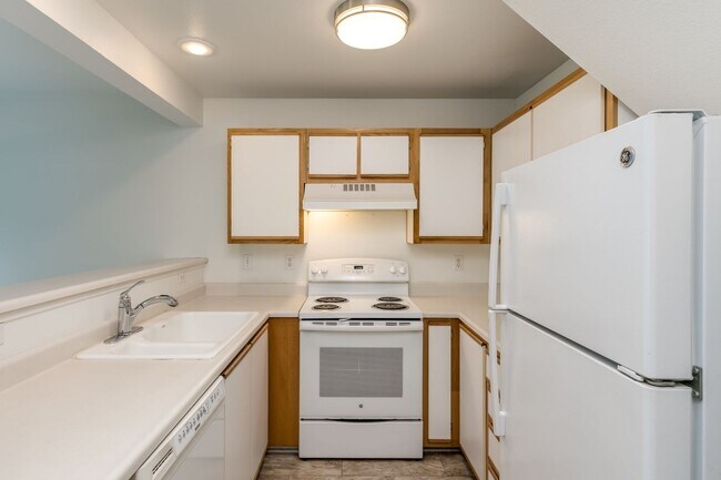 Building Photo - Tualatin condo for rent
