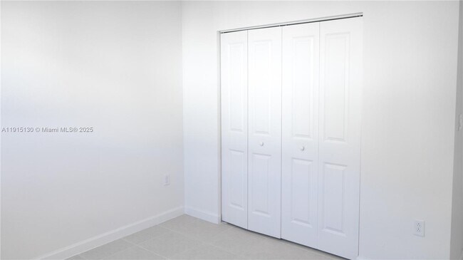 Building Photo - 16144 SW 148th Pl