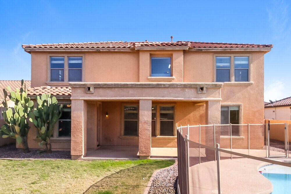 Building Photo - 6890 S Pearl Dr