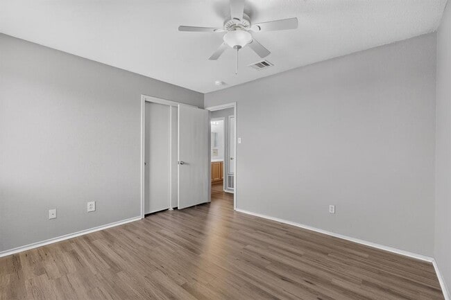 Building Photo - 13528 Briarcreek Loop