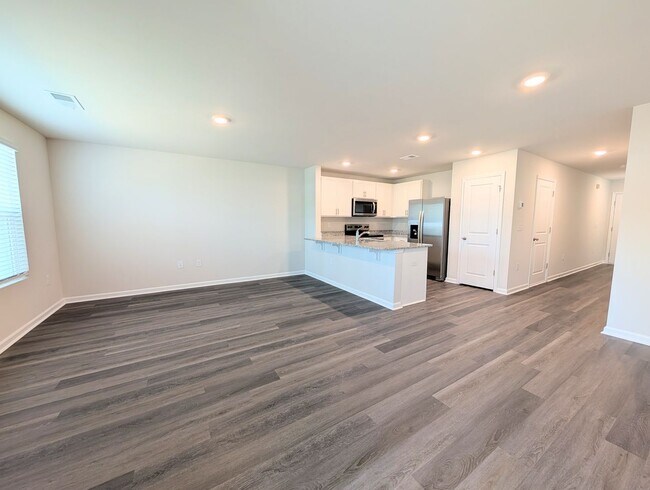 Building Photo - Brand-New 3BR End Unit in Conway – Long Term Rental, South Carolina