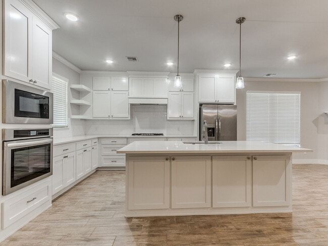 Building Photo - 1463 Hickory Trl