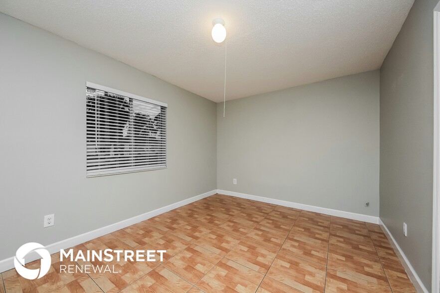 Building Photo - 516 Elkwood Ct