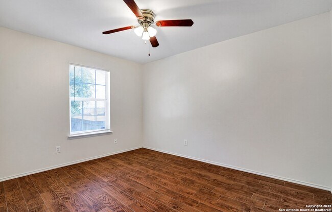 Building Photo - 10603 N Shaenridge