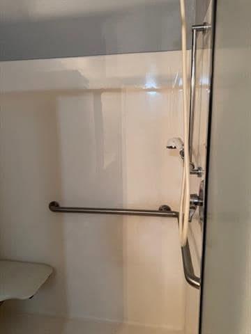 Building Photo - 105 Cobblestone Dr W