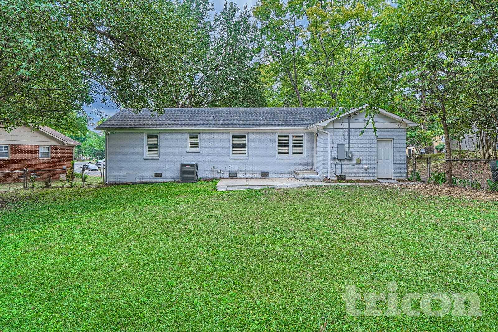 Building Photo - 7133 Starvalley Dr