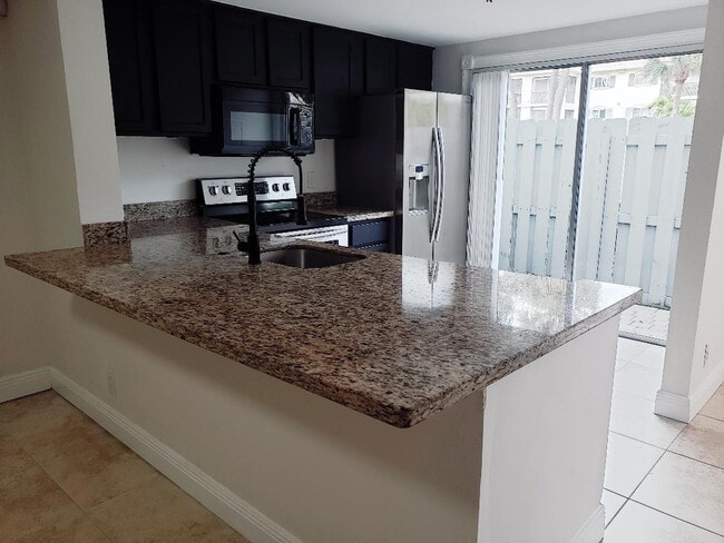 Building Photo - 89 SW 3rd St