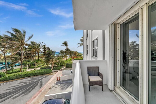 Building Photo - 9195 Collins Ave