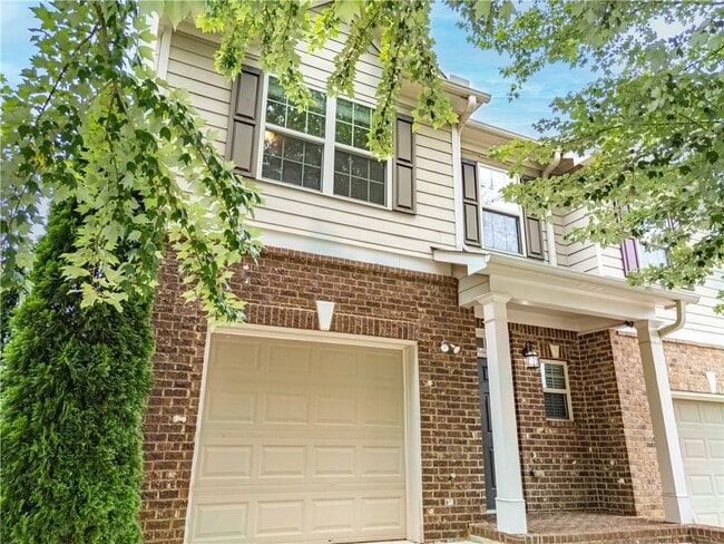 Primary Photo - 2708 Morgan Glen Rd NE