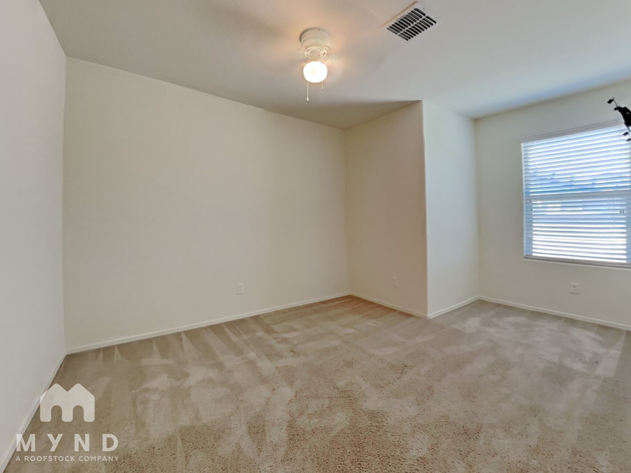 Building Photo - 11678 N 166th Dr