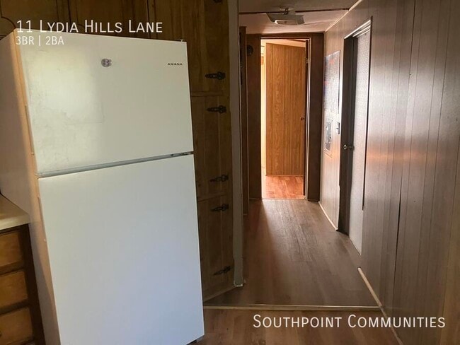 Building Photo - 11 Lydia Hills Ln