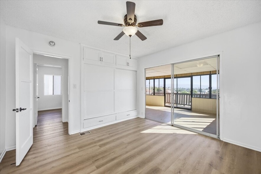 Building Photo - 819 N Maria Ave