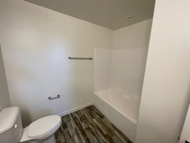 Building Photo - ***3 BEDROOM/2.5 BATHROOM IN PRESCOTT VALLEY***