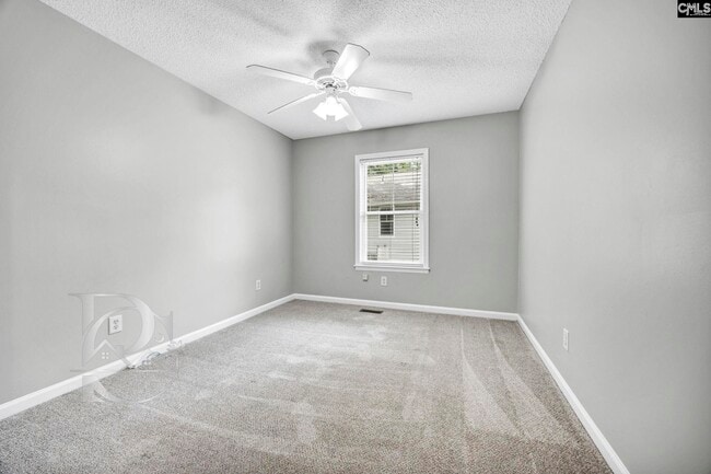 Building Photo - 23 Graymont Cir