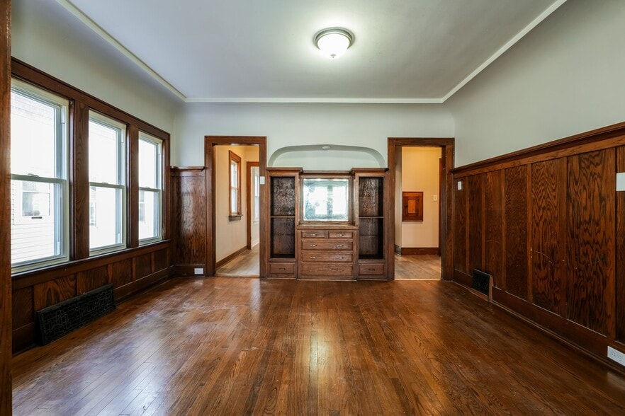 Building Photo - 2641#2641 North 49th Street, 53210; #1401166 - 1401166