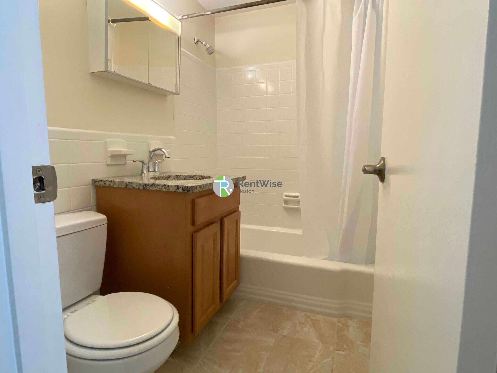 Building Photo - 222 Babcock St