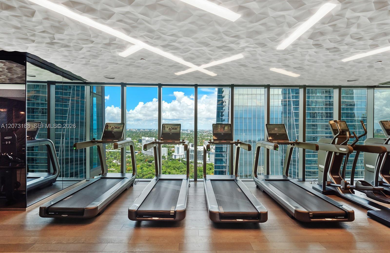 Building Photo - 1451 Brickell Ave