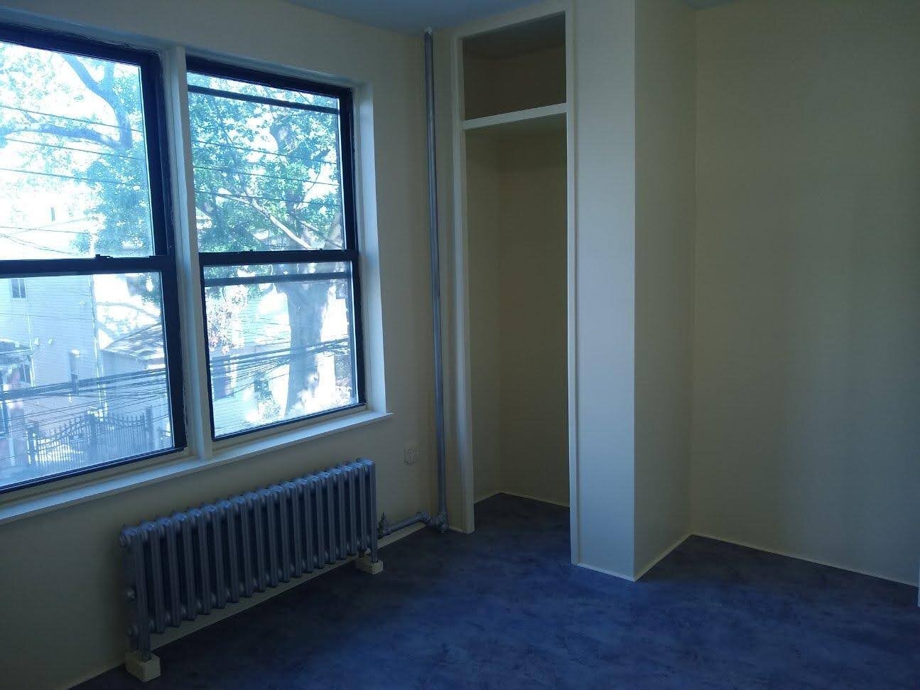 Building Photo - 44 Lincoln Ave
