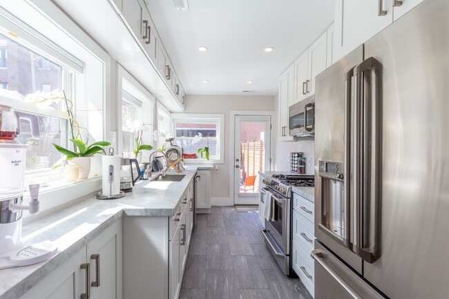 Building Photo - Rare Gem in LeDroit Park w/ Parking!