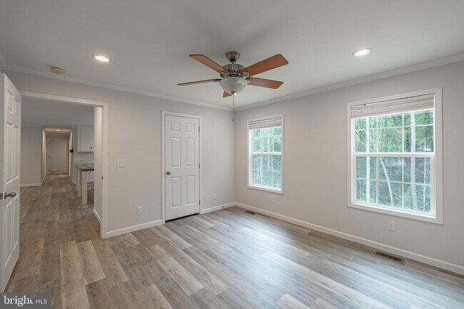 Building Photo - 307 Larkspur Rd