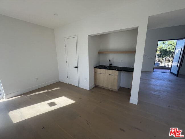 Building Photo - 1900 20th St