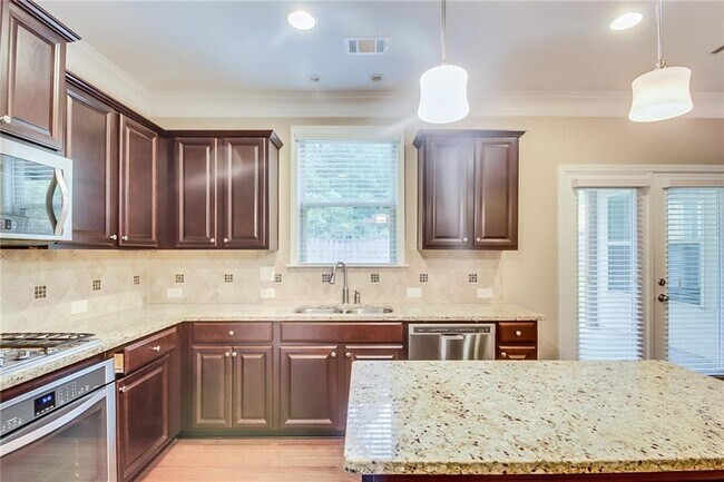 Building Photo - 3745 Jardine Ln