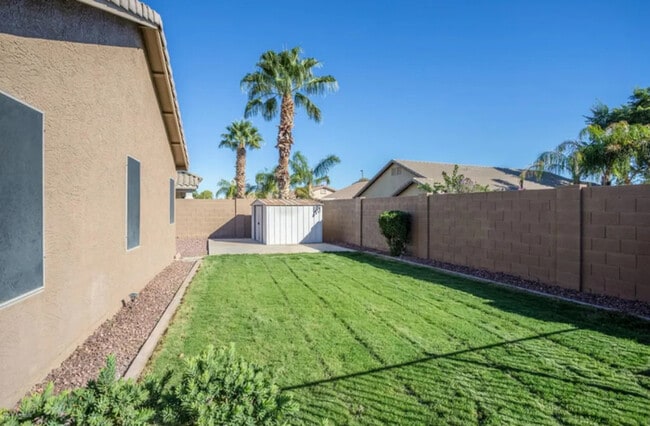 Building Photo - 3813 E Wyatt Way