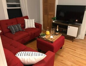 Building Photo - 3 Watson St