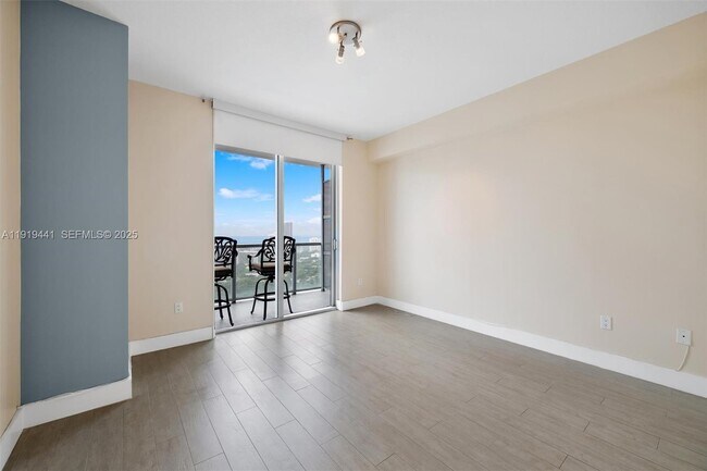 Building Photo - 79 SW 12th St