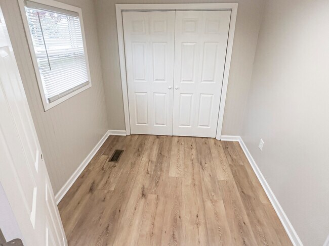 Bedroom 3/Office/Den - 601 Harlem Rd