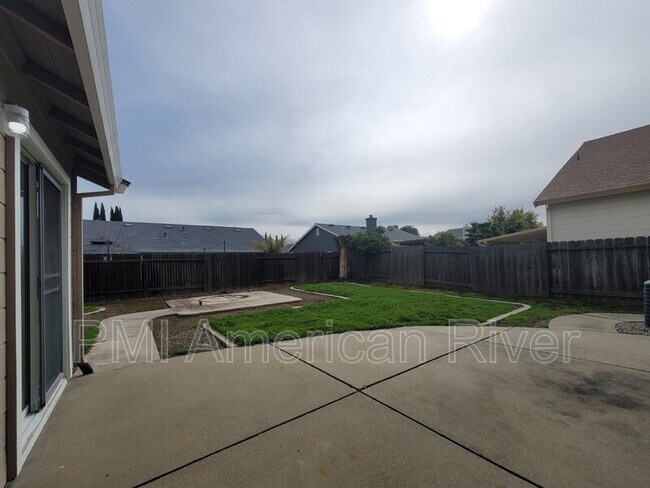 Building Photo - 1 Sorbell Ct