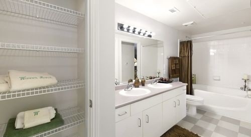 Building Photo - 1770 Warner Ranch Dr