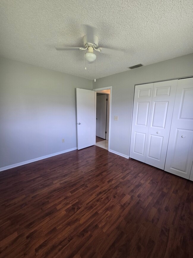 Building Photo - 8425 SW 107th Pl