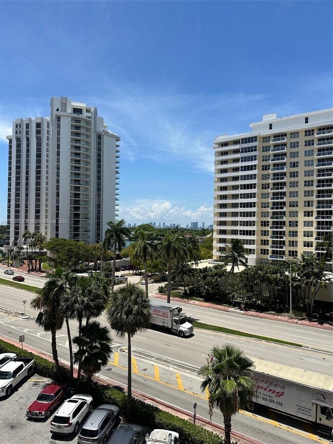 Building Photo - 5555 Collins Ave