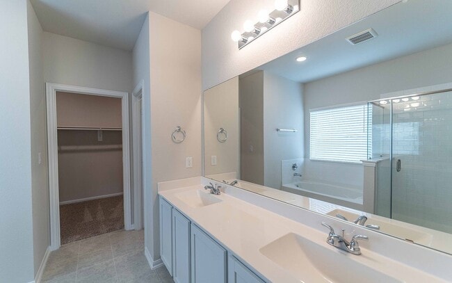 Building Photo - 4814 Magnolia Spgs Dr