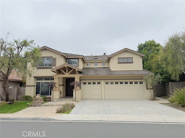 Primary Photo - 5 Roadrunner Ct
