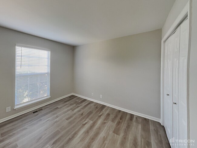 Building Photo - 832 Aimes Ct