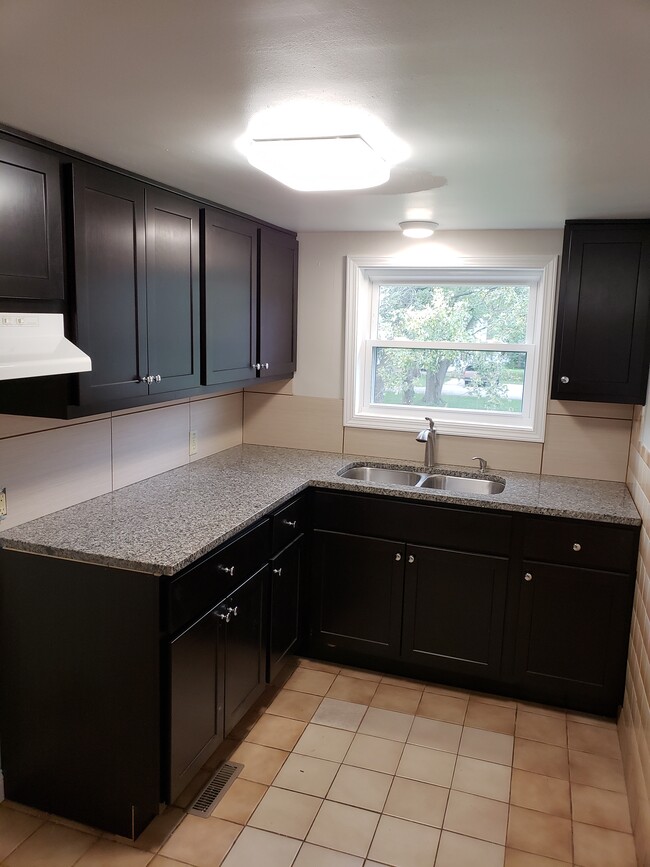 Remodeled kitchen - 12536 Wicker Ave